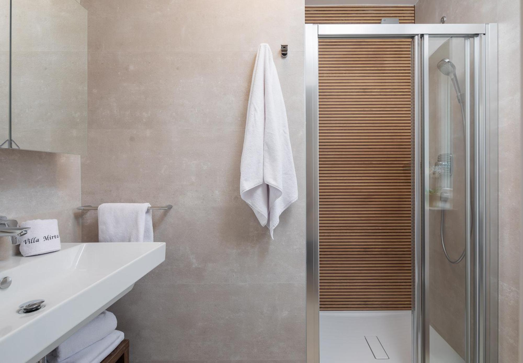 Villa Mirta Bol Zimmer foto